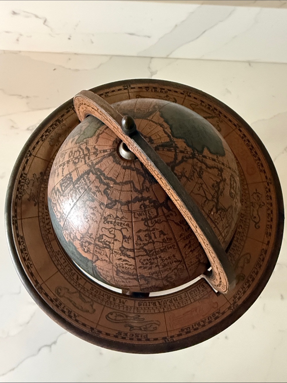 Vintage Italian Old World Zodiac Globe - Picture 9 of 10